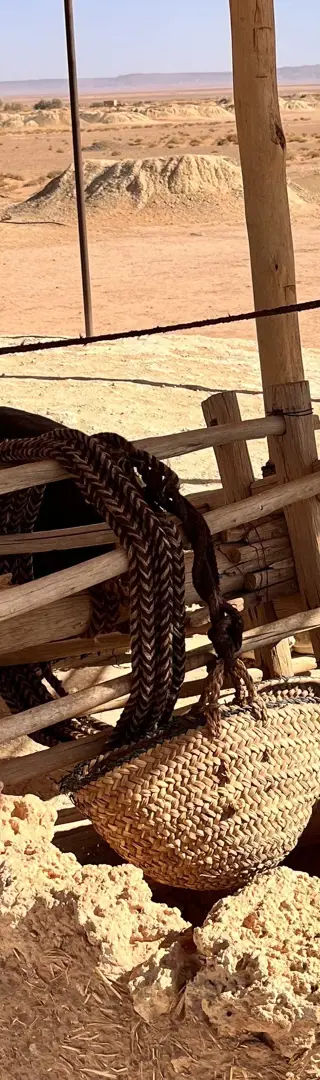 Mit dem Ziehbrunnen ans kostbare Wasser gelangen